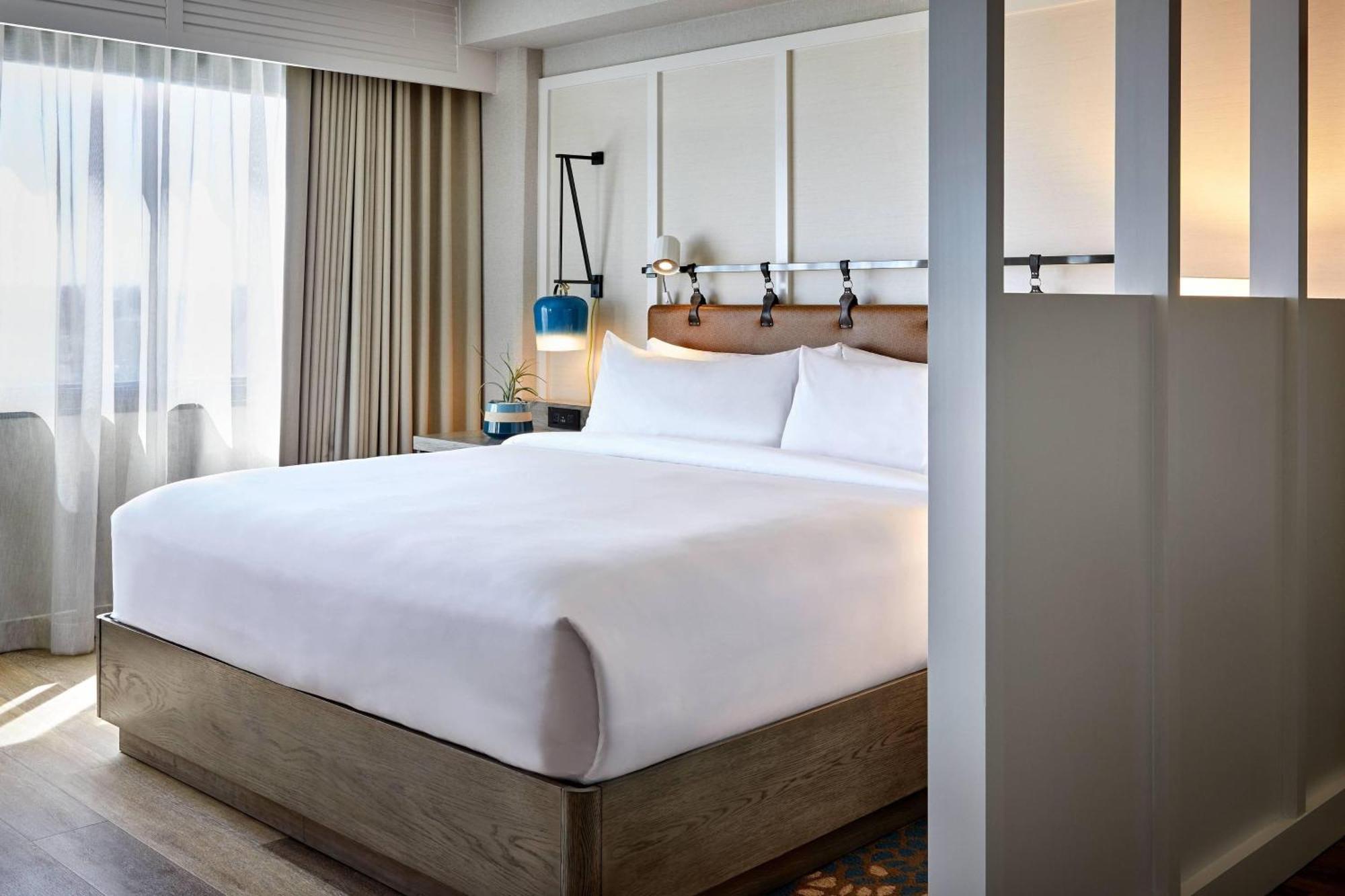 Westdrift Manhattan Beach, Autograph Collection 4* Manhattan Beach